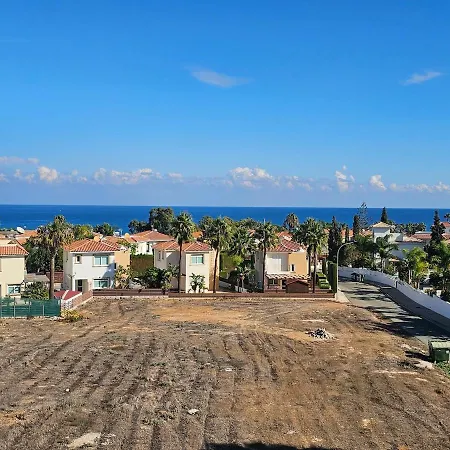 Beautiful 4 Bdr Mins Away From Fig Tree Bay! باراليمني